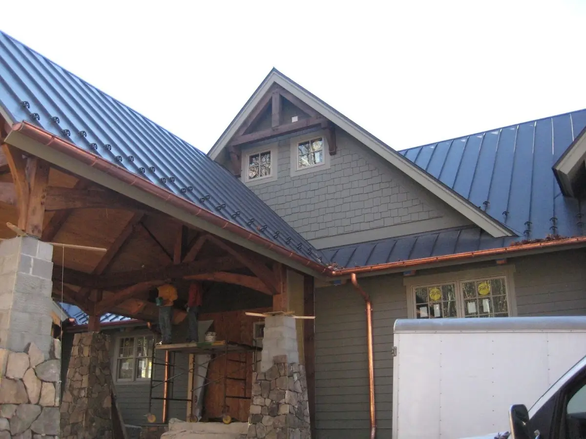 Craftsman Roofing team delivering quality roofing work in Fieldstone